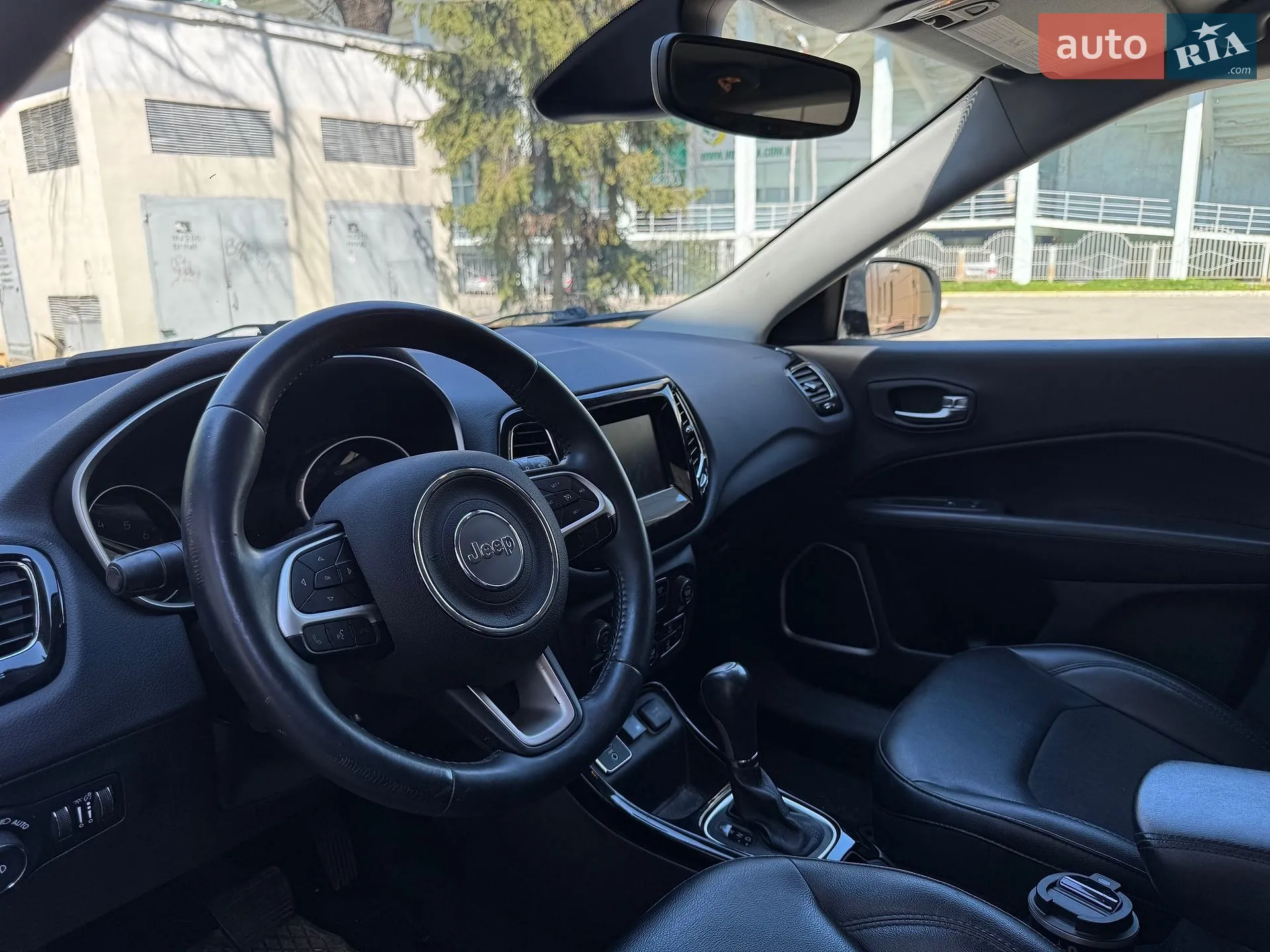 2018 Jeep Compass - мініатюра 2