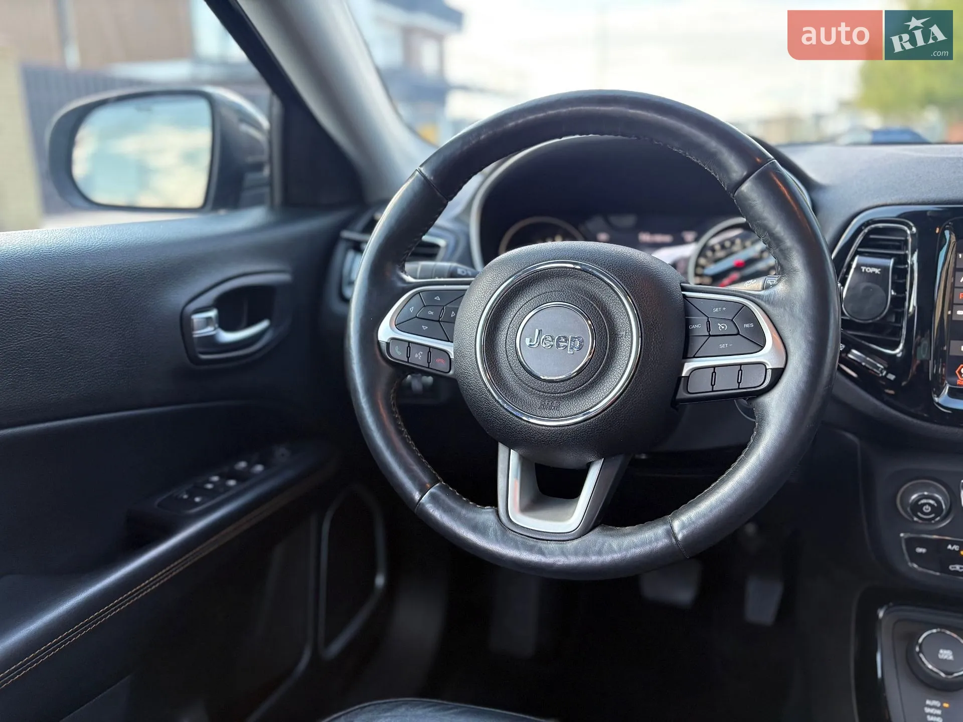 2017 Jeep Compass - мініатюра 15