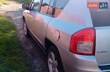 Внедорожник / Кроссовер Jeep Compass 2011 в Козельщине