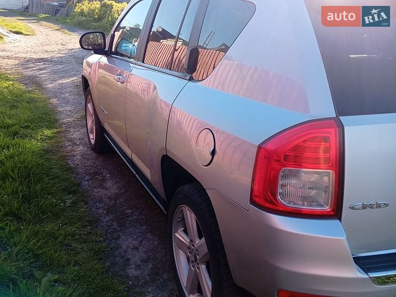Внедорожник / Кроссовер Jeep Compass 2011 в Козельщине