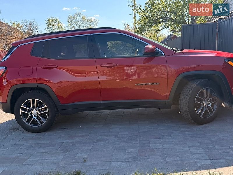 Внедорожник / Кроссовер Jeep Compass 2017 в Чернигове