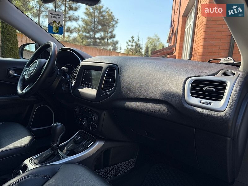 Внедорожник / Кроссовер Jeep Compass 2018 в Лубнах
