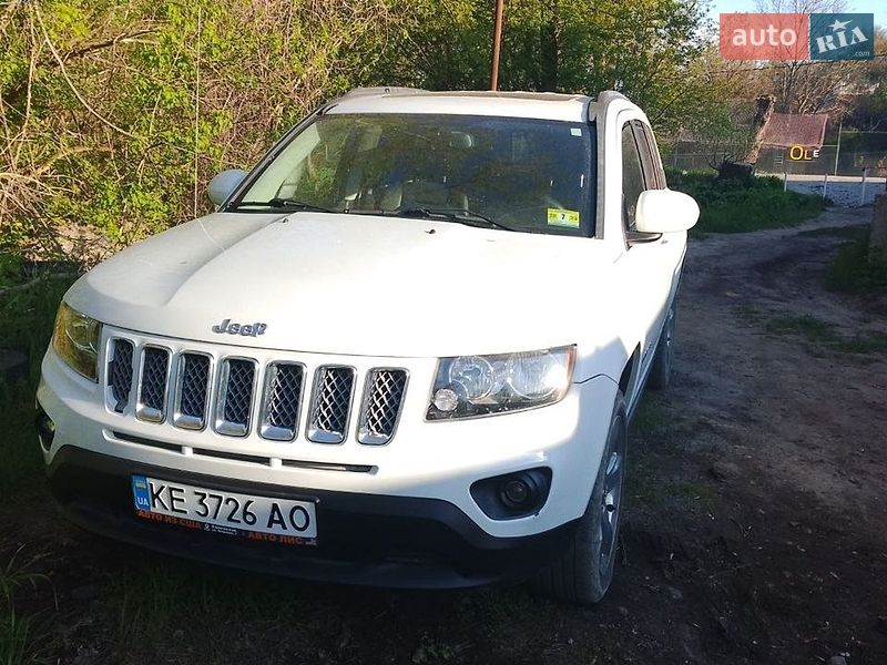 Внедорожник / Кроссовер Jeep Compass 2014 в Днепре