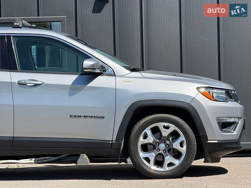 Позашляховик / Кросовер Jeep Compass 2019 в Києві