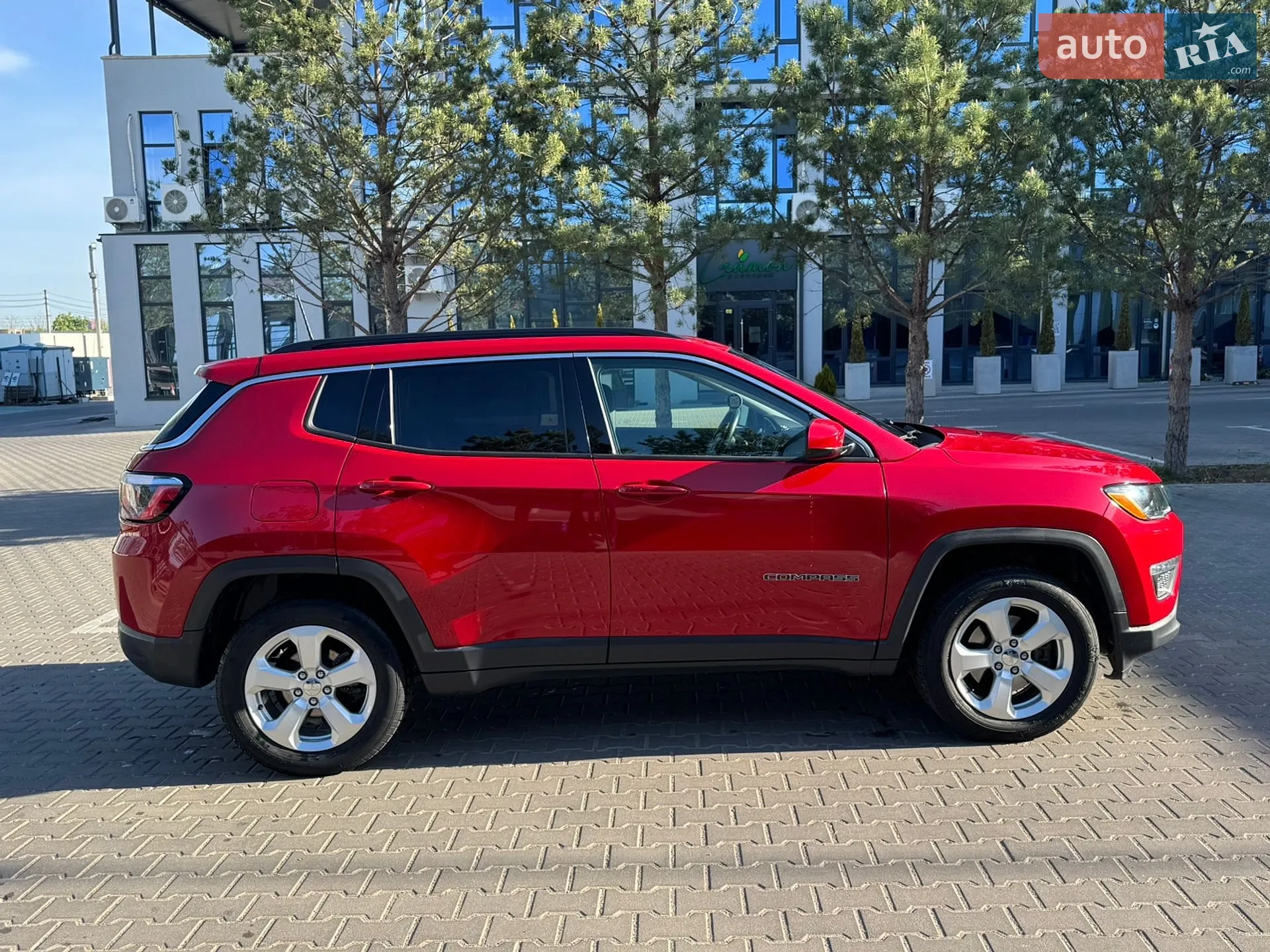 2017 Jeep Compass - мініатюра 10