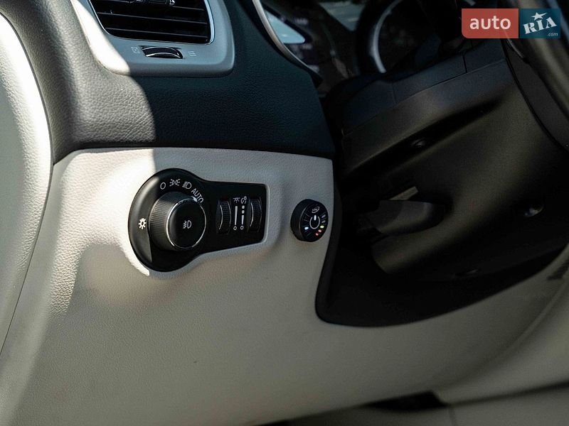 Позашляховик / Кросовер Jeep Compass 2019 в Чернівцях