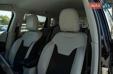 Позашляховик / Кросовер Jeep Compass 2019 в Чернівцях