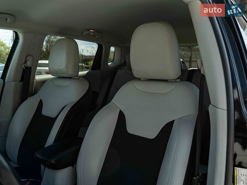 Позашляховик / Кросовер Jeep Compass 2019 в Чернівцях