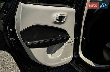 Позашляховик / Кросовер Jeep Compass 2019 в Чернівцях