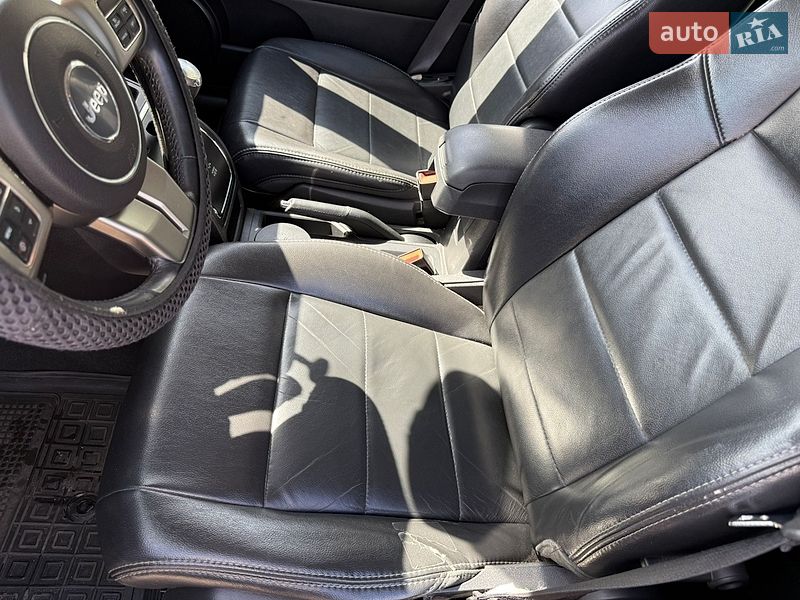 Позашляховик / Кросовер Jeep Compass 2011 в Києві
