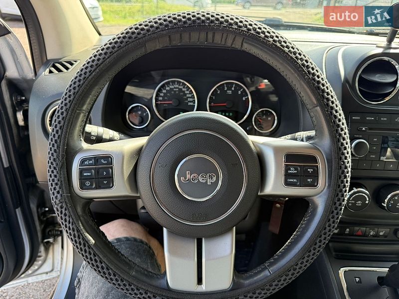Позашляховик / Кросовер Jeep Compass 2011 в Києві