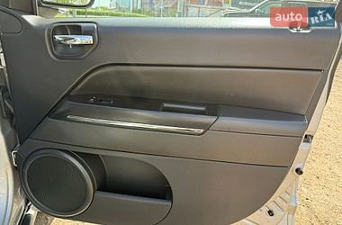 Позашляховик / Кросовер Jeep Compass 2011 в Києві
