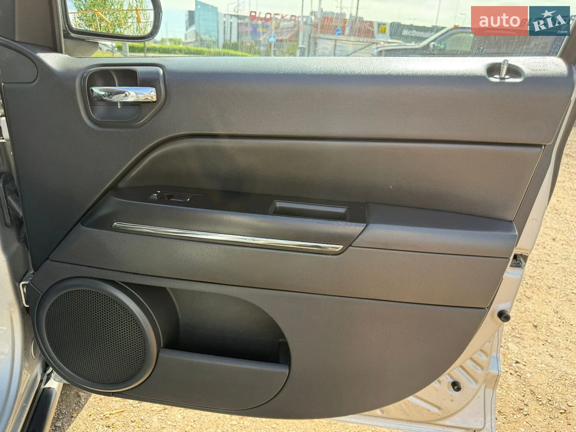2011 Jeep Compass - мініатюра 21