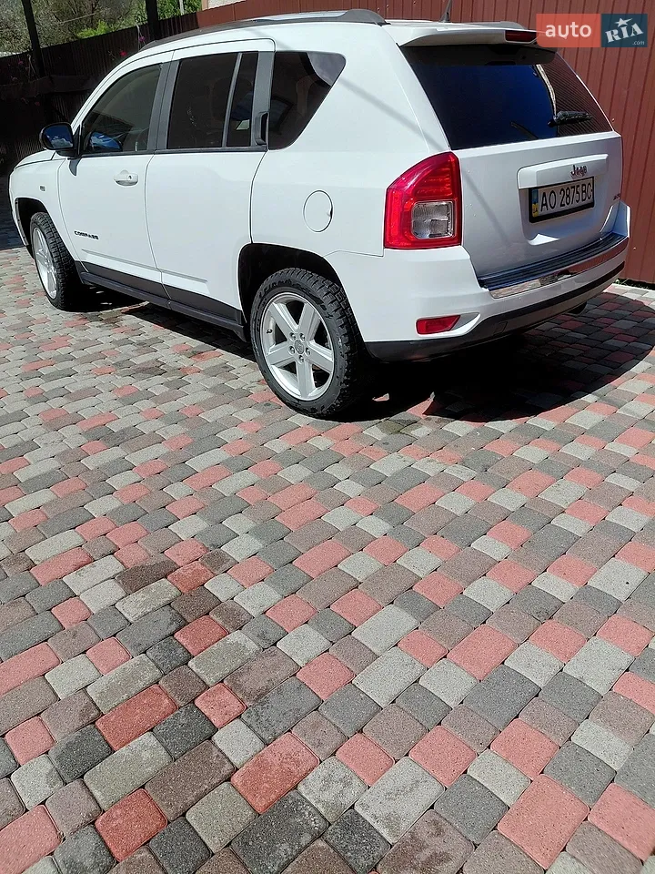 2011 Jeep Compass - мініатюра 32