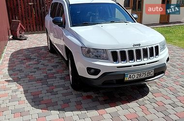 Внедорожник / Кроссовер Jeep Compass 2012 в Тячеве