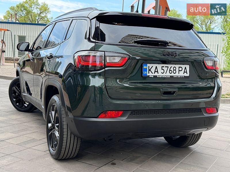Внедорожник / Кроссовер Jeep Compass 2025 в Киеве