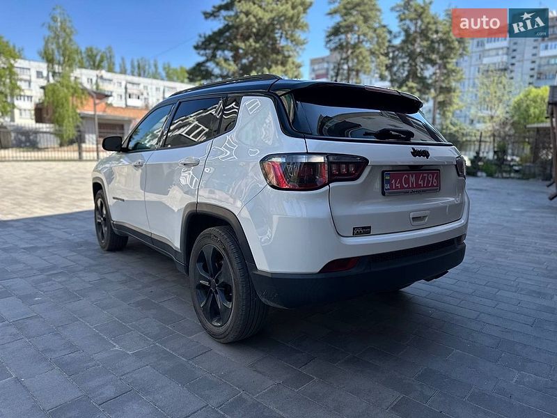 Внедорожник / Кроссовер Jeep Compass 2018 в Ахтырке