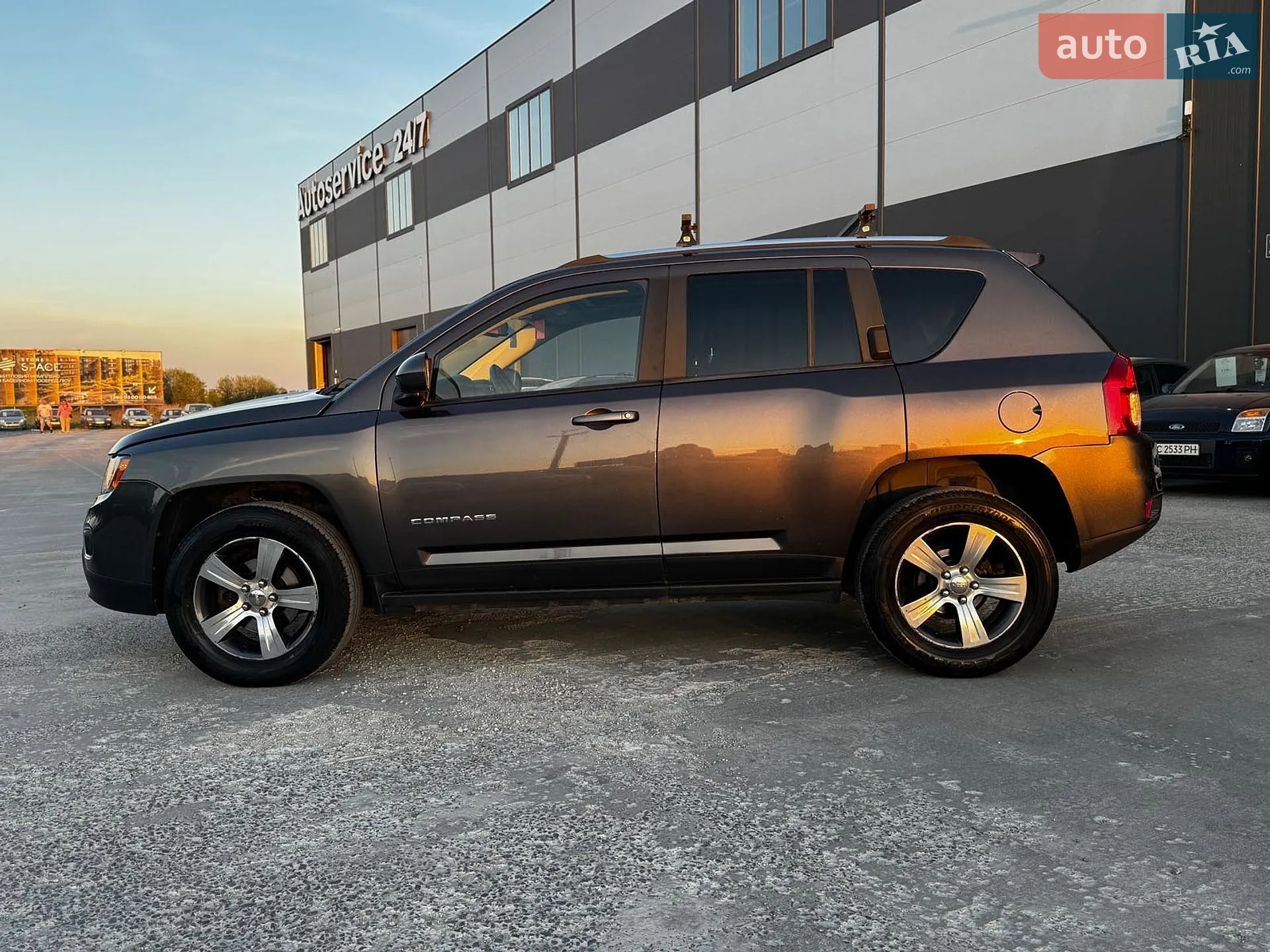 2016 Jeep Compass - мініатюра 19