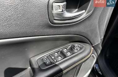 Внедорожник / Кроссовер Jeep Compass 2017 в Киеве
