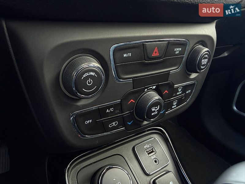 Позашляховик / Кросовер Jeep Compass 2019 в Києві