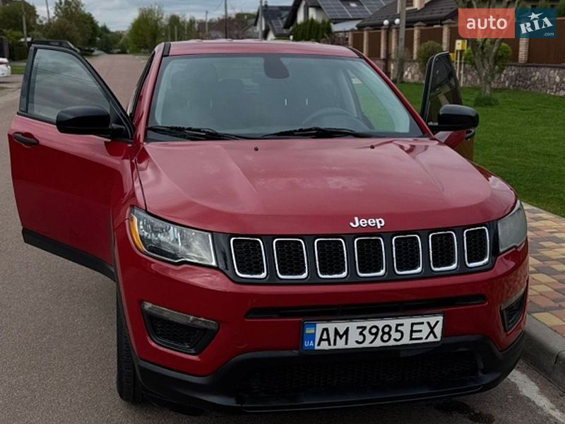 Позашляховик / Кросовер Jeep Compass 2017 в Житомирі