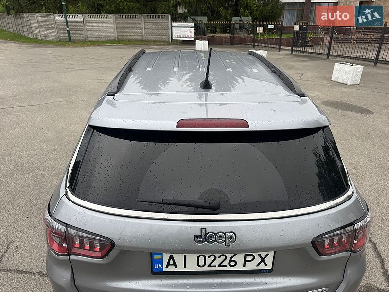 Внедорожник / Кроссовер Jeep Compass 2019 в Киеве