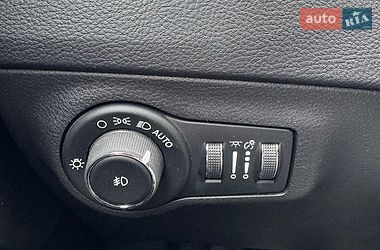 Внедорожник / Кроссовер Jeep Compass 2019 в Киеве