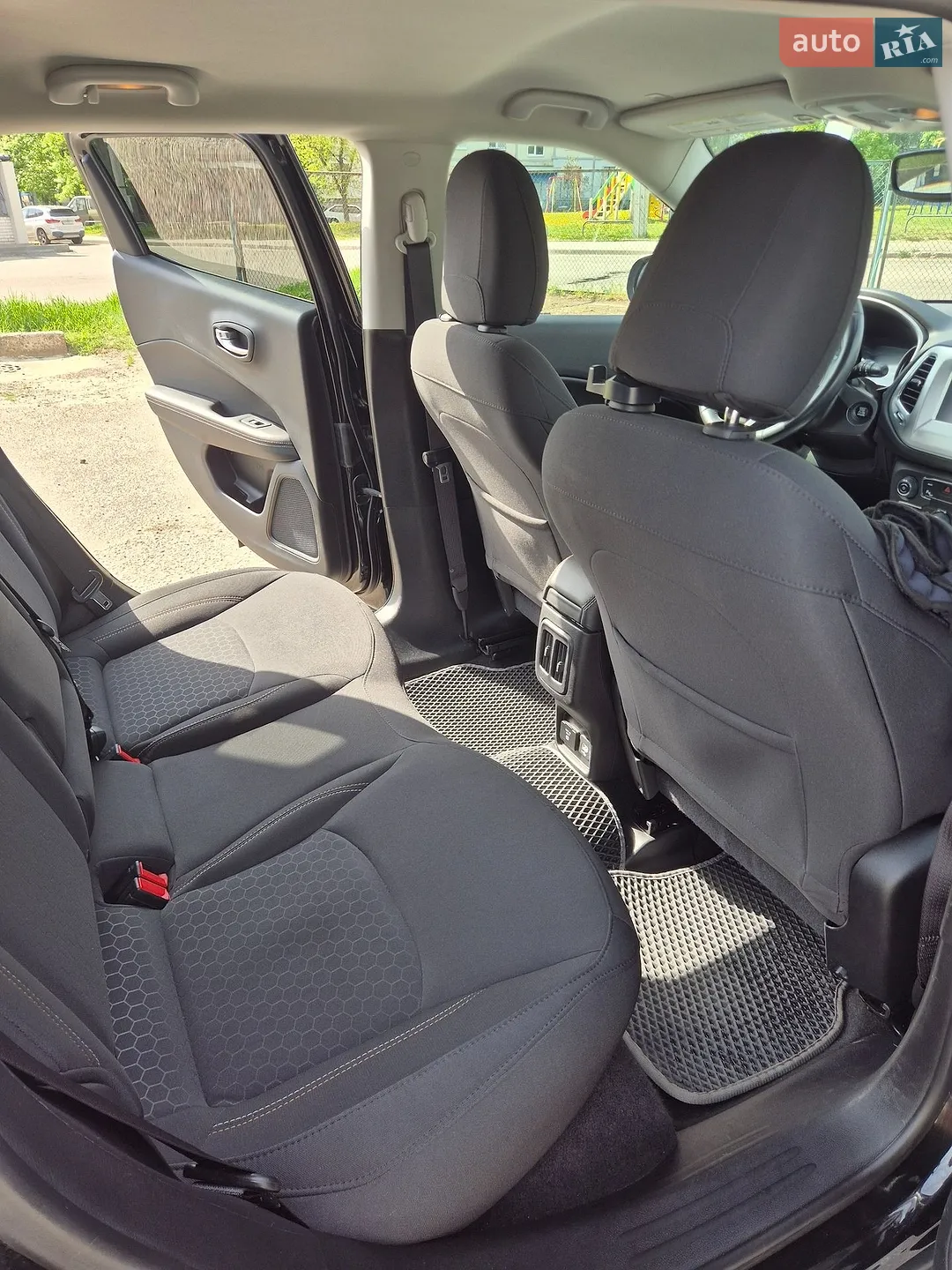 2019 Jeep Compass - мініатюра 10