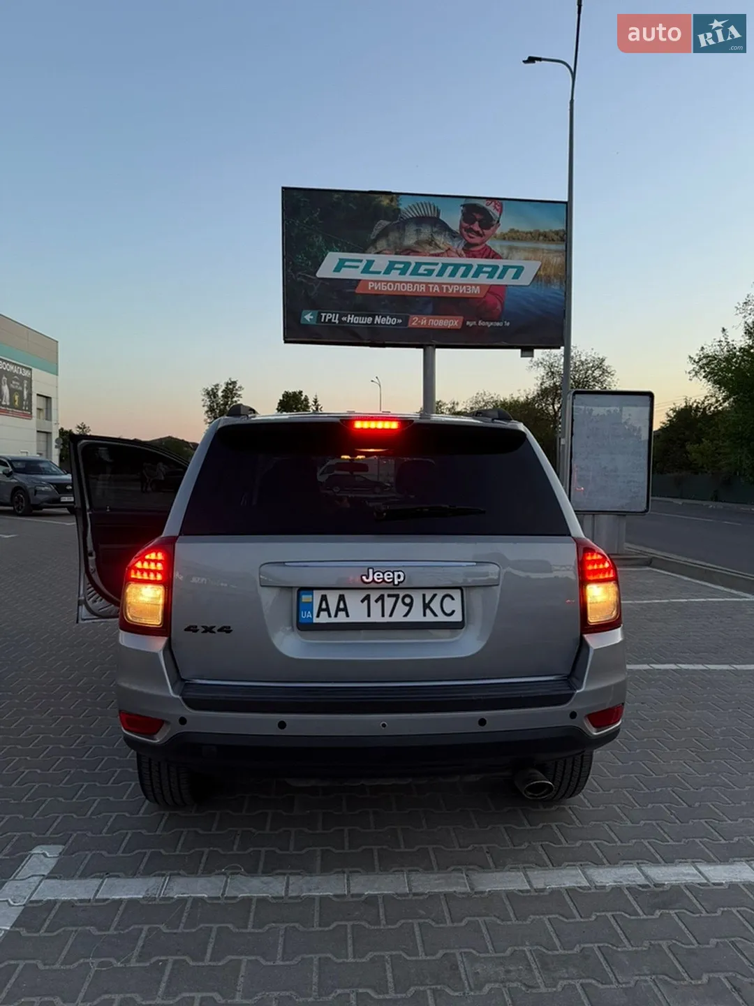 2014 Jeep Compass - мініатюра 26