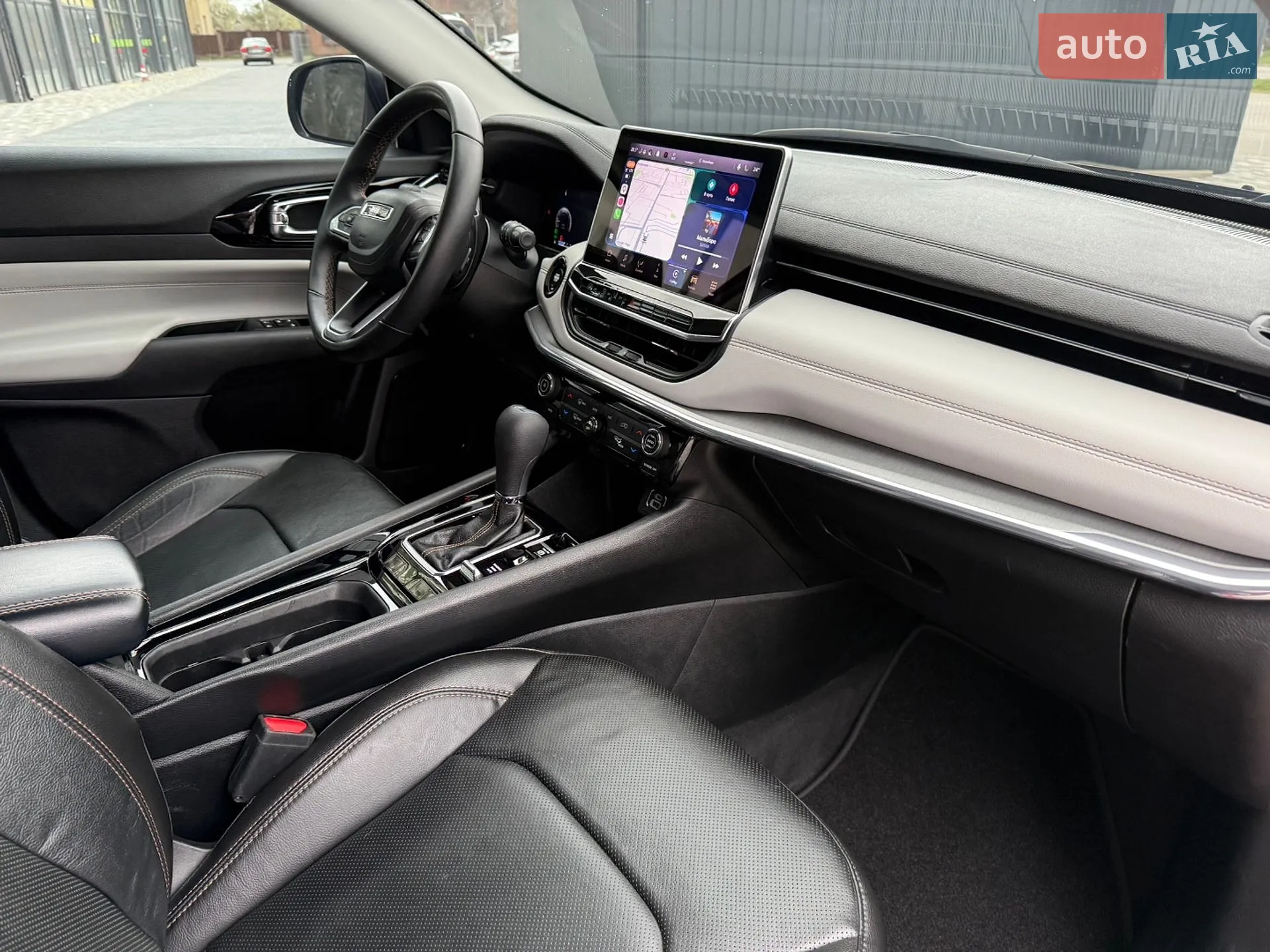 2022 Jeep Compass - мініатюра 27