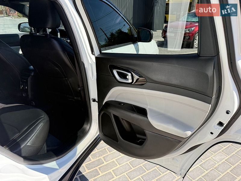 Позашляховик / Кросовер Jeep Compass 2024 в Полтаві