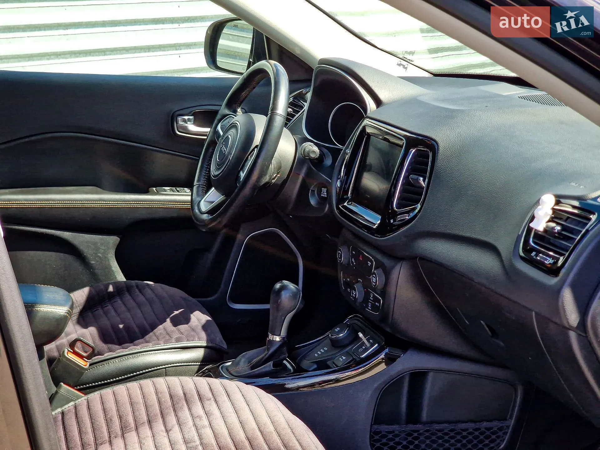 2019 Jeep Compass - мініатюра 23