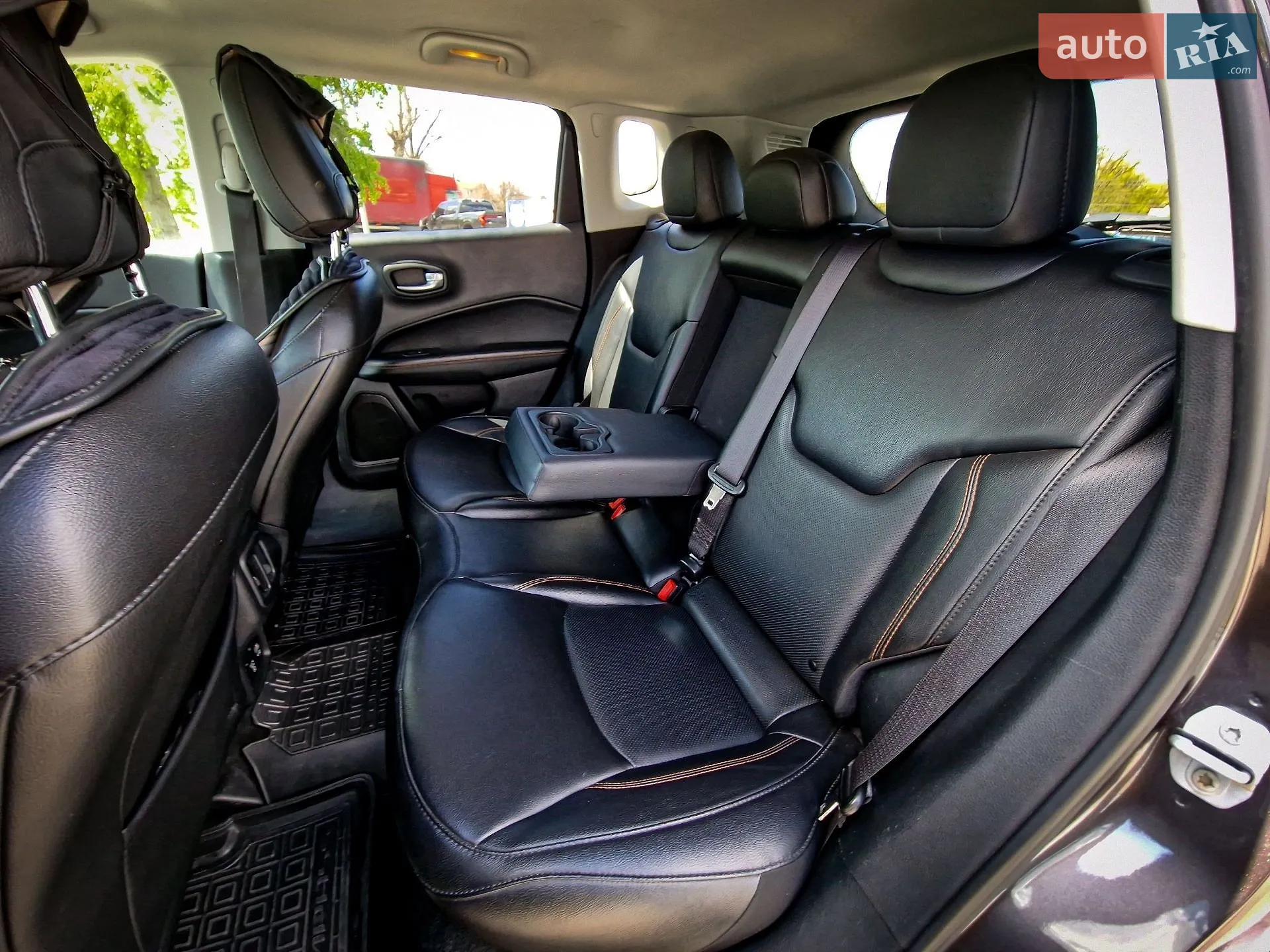 2019 Jeep Compass - мініатюра 28
