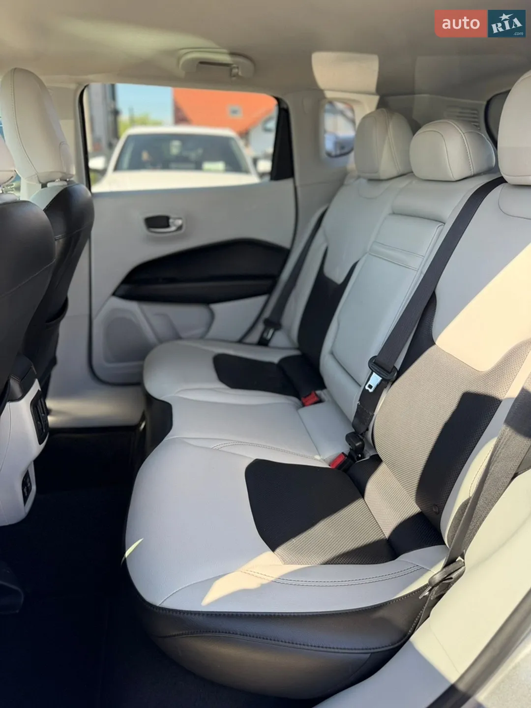 2018 Jeep Compass - мініатюра 20