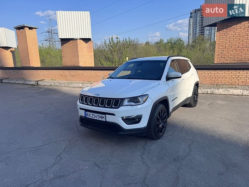 Внедорожник / Кроссовер Jeep Compass 2020 в Харькове