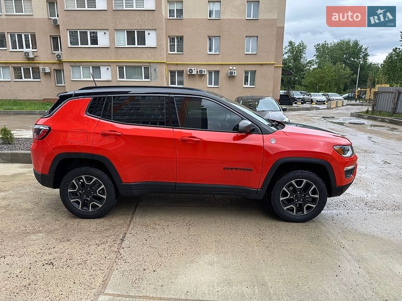 Внедорожник / Кроссовер Jeep Compass 2019 в Киеве