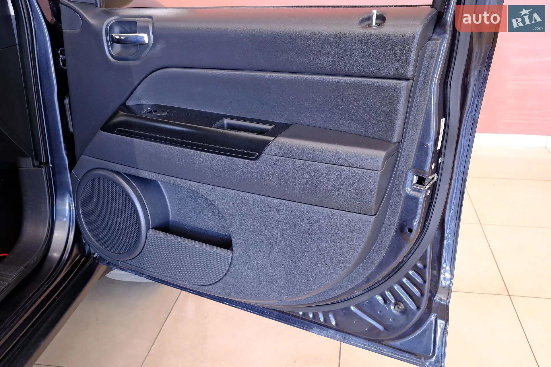 2013 Jeep Compass - мініатюра 36
