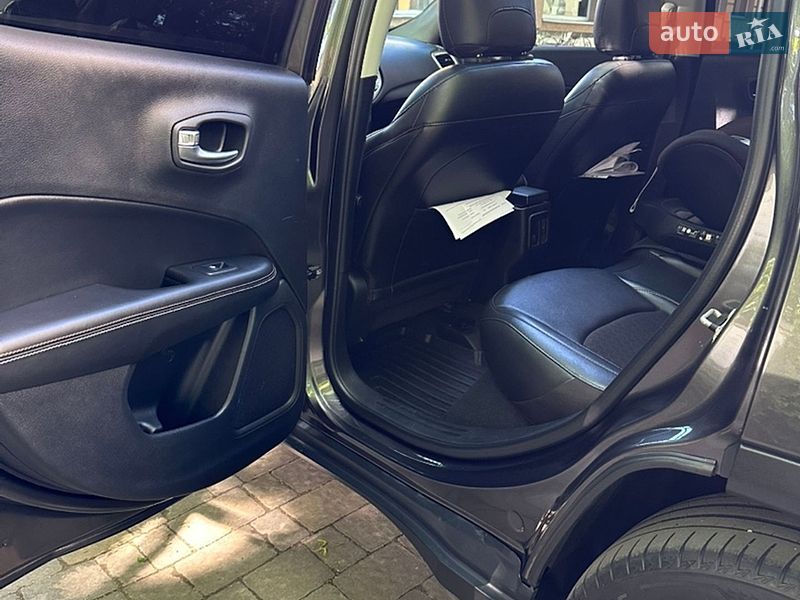 Позашляховик / Кросовер Jeep Compass 2020 в Львові