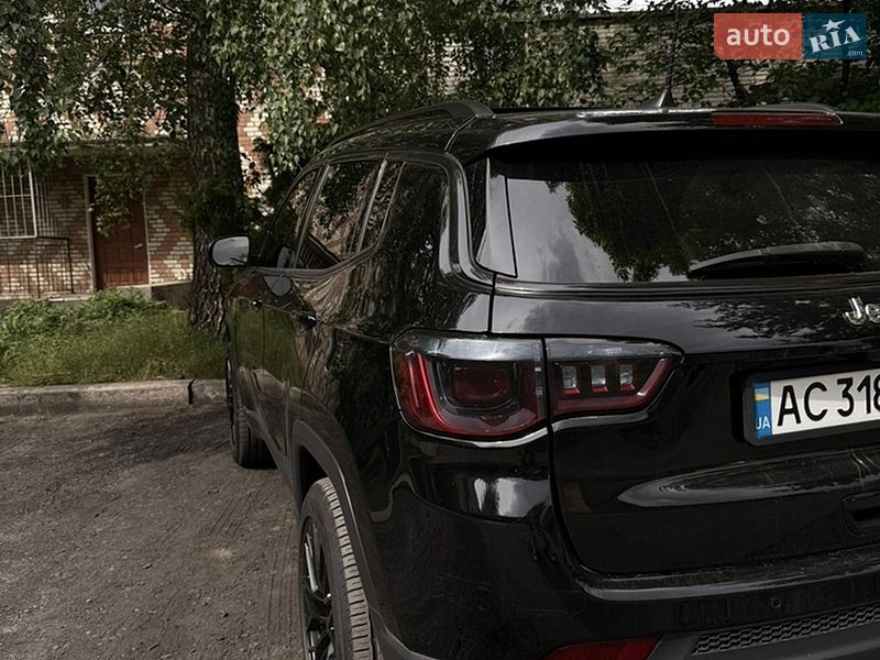 Внедорожник / Кроссовер Jeep Compass 2017 в Шептицькому