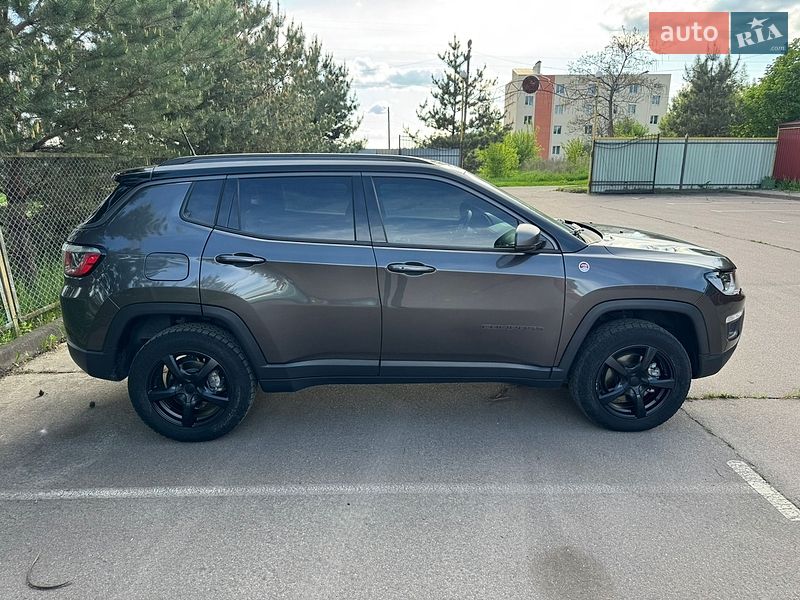 Позашляховик / Кросовер Jeep Compass 2017 в Сумах