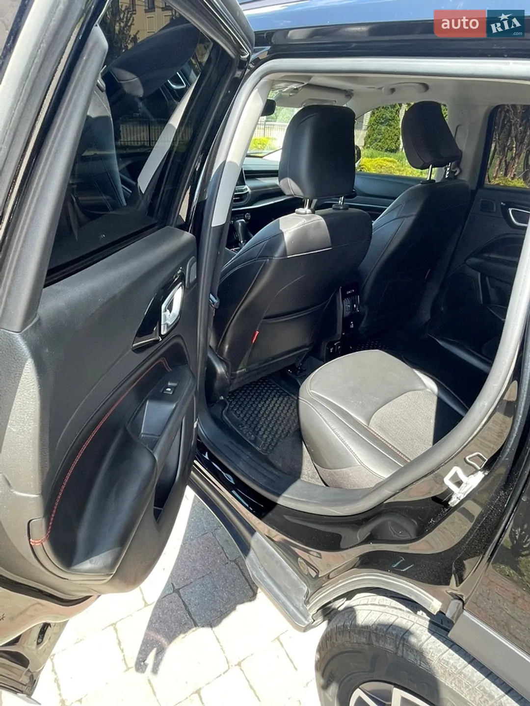 2022 Jeep Compass - мініатюра 18