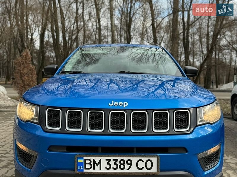 Внедорожник / Кроссовер Jeep Compass 2017 в Киеве