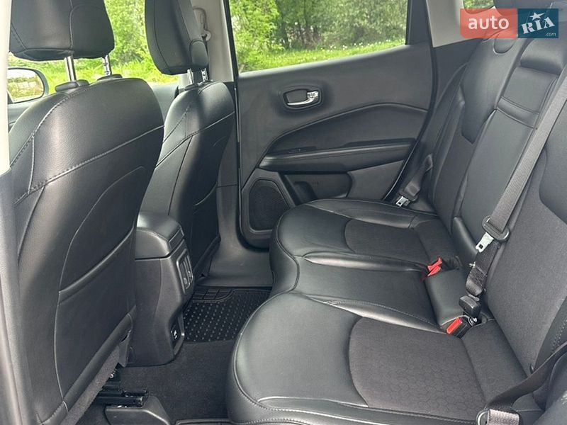 Внедорожник / Кроссовер Jeep Compass 2019 в Черновцах