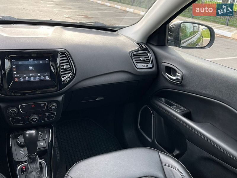 Позашляховик / Кросовер Jeep Compass 2020 в Києві