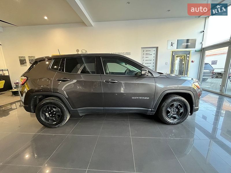 Внедорожник / Кроссовер Jeep Compass 2020 в Львове