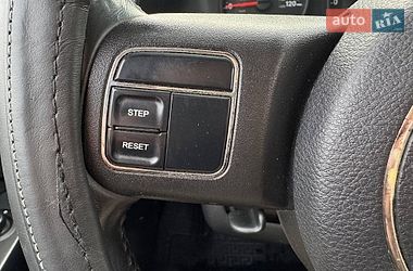 Позашляховик / Кросовер Jeep Compass 2011 в Києві