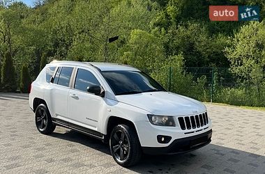 Внедорожник / Кроссовер Jeep Compass 2012 в Воловце
