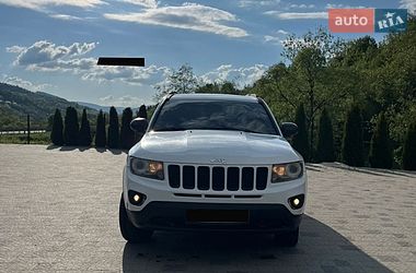 Внедорожник / Кроссовер Jeep Compass 2012 в Воловце