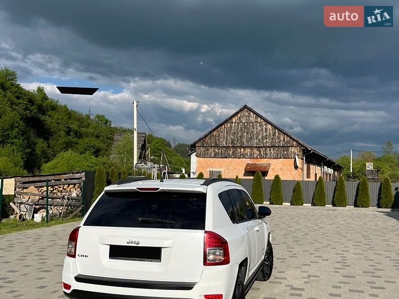 Позашляховик / Кросовер Jeep Compass 2012 в Воловцю фото 7 Позашляховик / Кросовер Jeep Compass 2012 в Воловцю