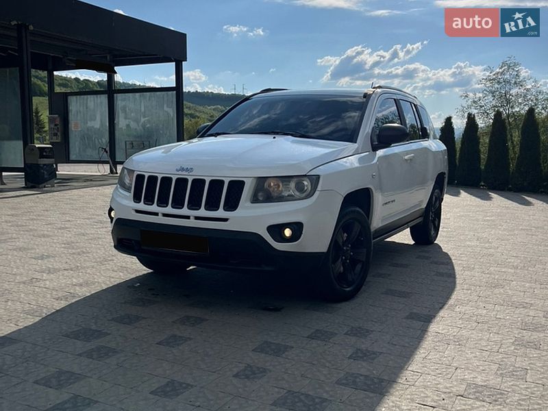 Позашляховик / Кросовер Jeep Compass 2012 в Воловцю фото 2 Позашляховик / Кросовер Jeep Compass 2012 в Воловцю